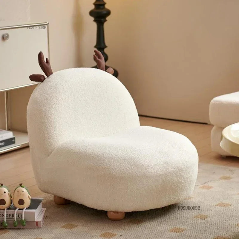 Chaise de lecture pour enfants inspirée des cerfs – Cinq couleurs