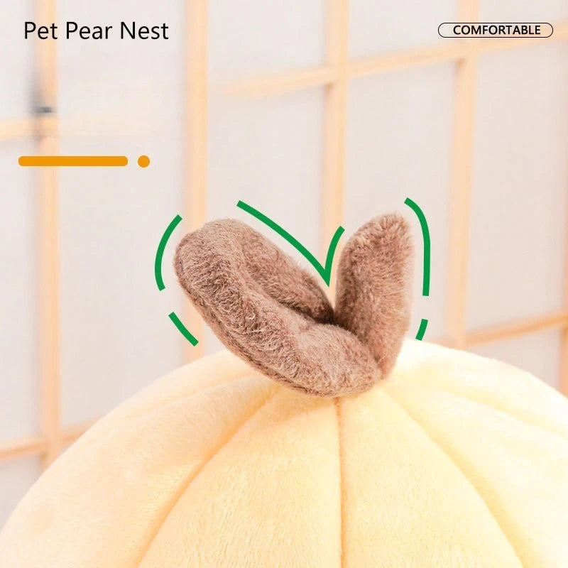 Pear-Shaped Plush Cat Bed – Cozy Semi-Enclosed Pet House
