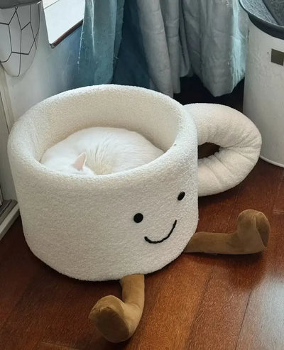 Coffee Cup-Shaped Cat Bed – Cozy Plush Cat House & Nest