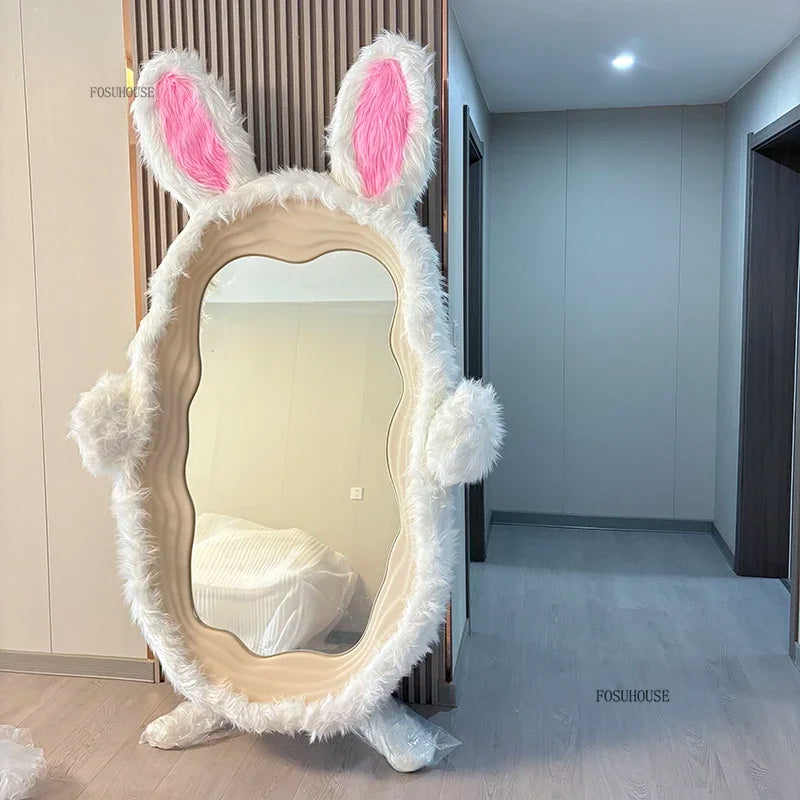 Miroir Géant en LED en Forme de Lapin | 93" x 53" (237 x 134 cm) | Verre Ultra HD 🐰✨