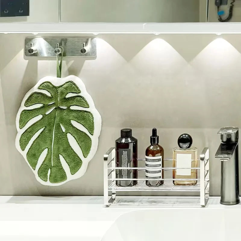 Microfiber Leaf Hanging Towel – Absorbent Bathroom & Kitchen Cloth