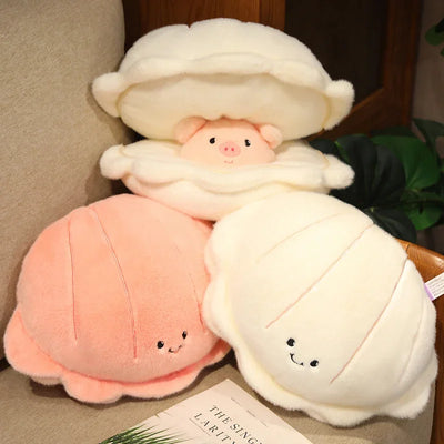 Piggy Pearl Clam Plushie, 22" | 55 cm plush toy – – – Image 1 | Plushie Produce
